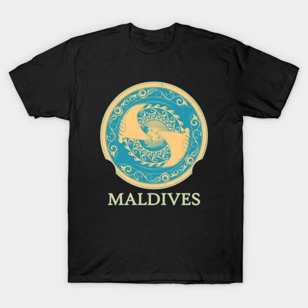 Giant Manta Ray Maldives Diving T-Shirt by NicGrayTees